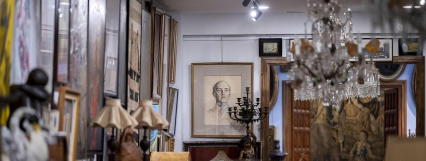 Los precios se disparan en la subasta del Pazo de Meirás: una foto de Franco por 2.250 euros y un tapiz por 9.000