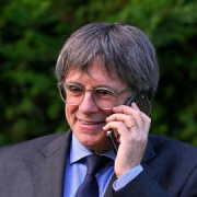 Puigdemont aterrizará en la campaña como revulsivo de Junts, gasolina para el PP y con el 'no' de Sánchez a la foto Puigdemont aterrizará en la campaña como revulsivo de Junts, gasolina para el PP y con el 'no' de Sánchez a la foto
