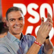 Sánchez contrapone su campaña de avances sociales frente a los sacrificios de Feijóo Sánchez contrapone su campaña de avances sociales frente a los sacrificios de Feijóo